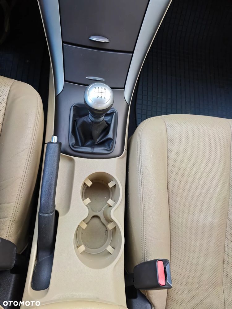 Hyundai Sonata - 11