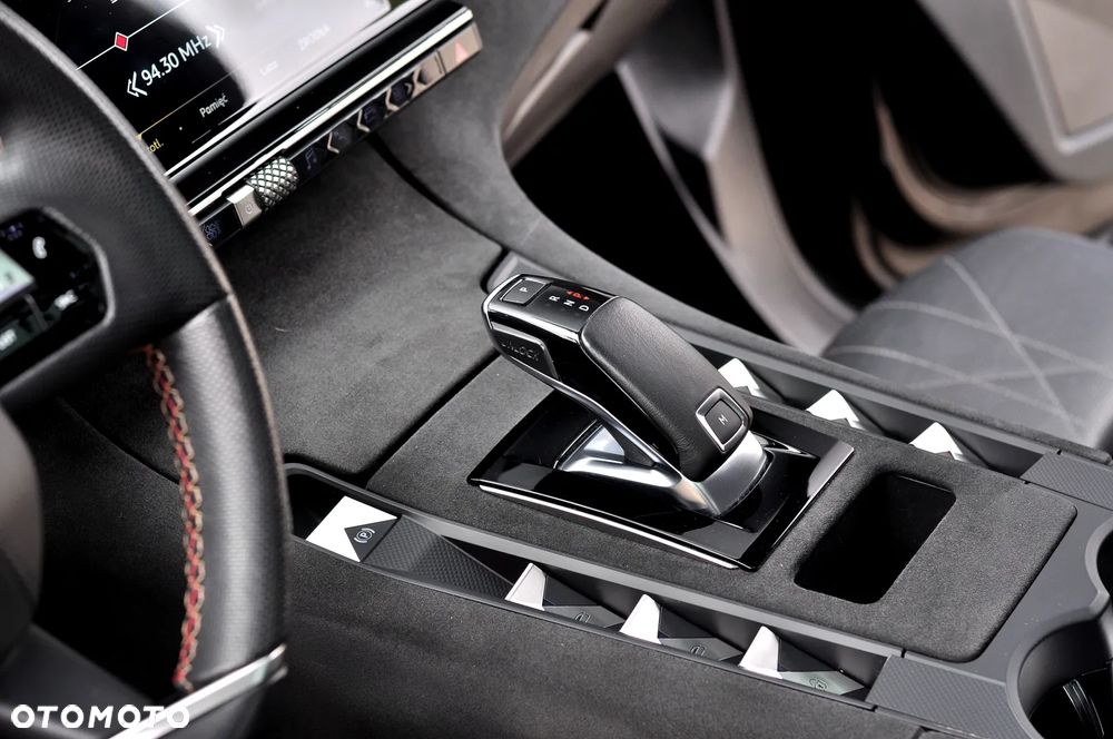 DS Automobiles DS 7 Crossback - 33