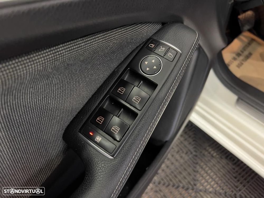 Mercedes-Benz A 180 CDI 7G-DCT Urban - 14