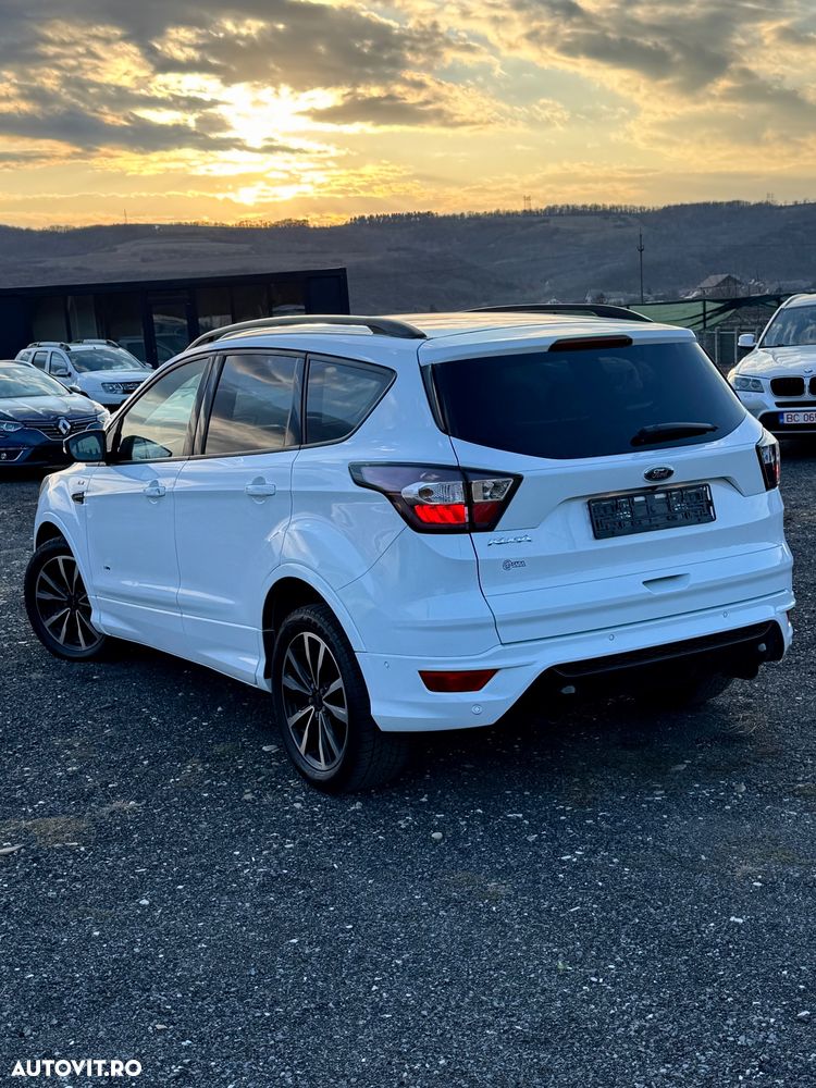Ford Kuga 2.0 TDCi 4x4 ST-Line - 4