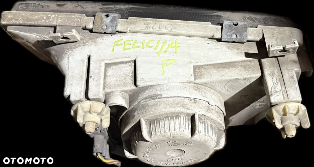 Reflektor LAMPA PRZÓD PRAWY PRAWA SKODA FELICIA Felicja - 2