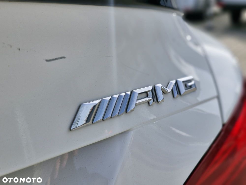 Mercedes-Benz CLA - 35