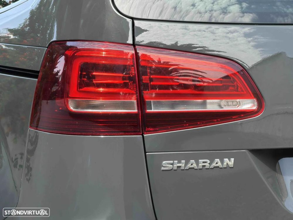 VW Sharan 2.0 TDI Blue Highline - 24
