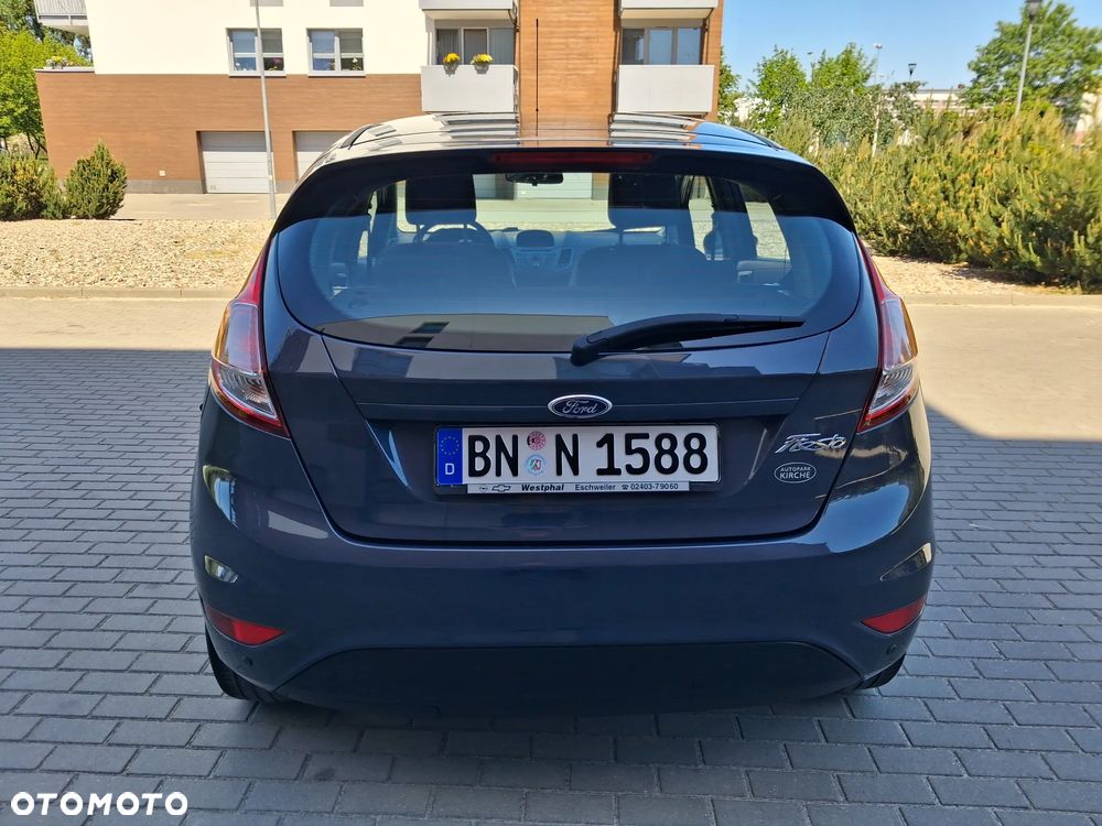 Ford Fiesta 1.25 Celebration - 8