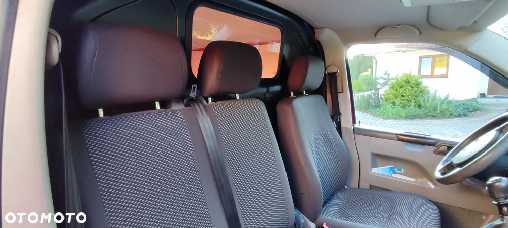 Volkswagen Transporter T5 - 12