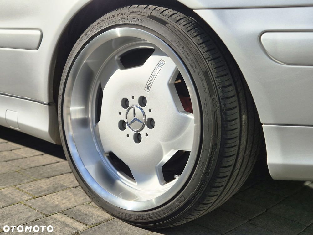 Mercedes-Benz CLK - 15