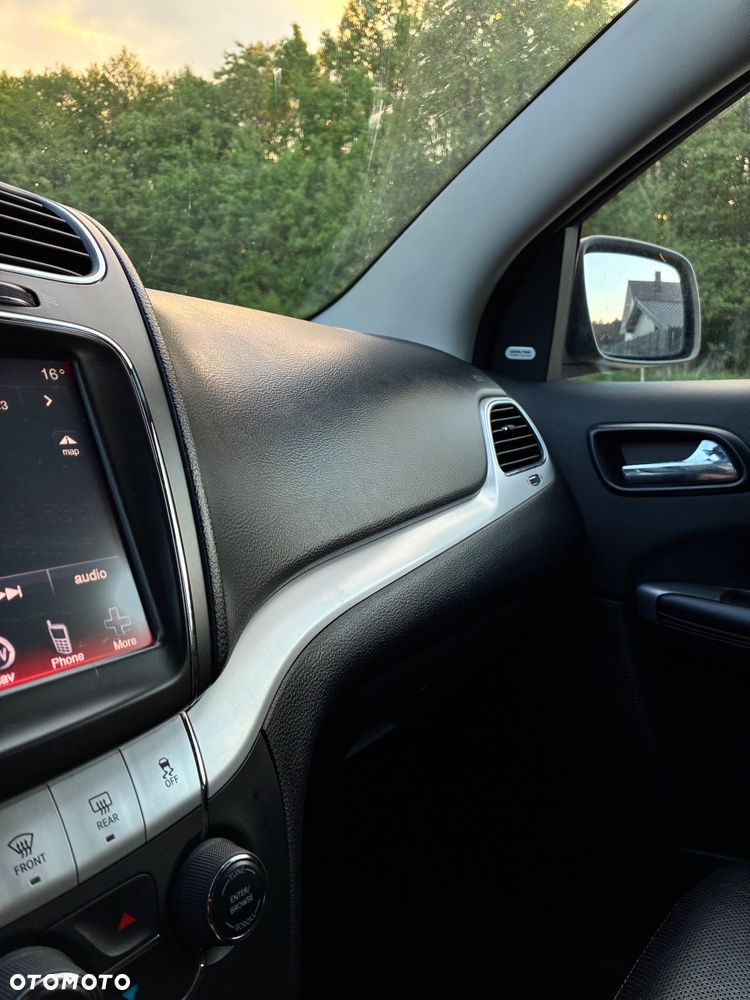 Dodge Journey - 16