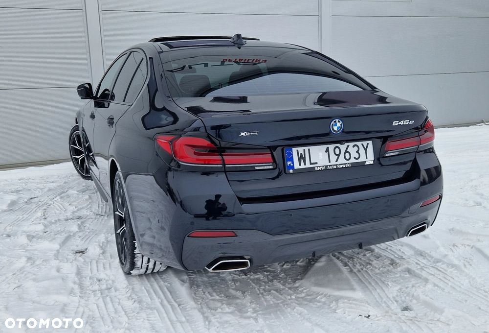BMW Seria 5 545e xDrive M Sport sport - 13