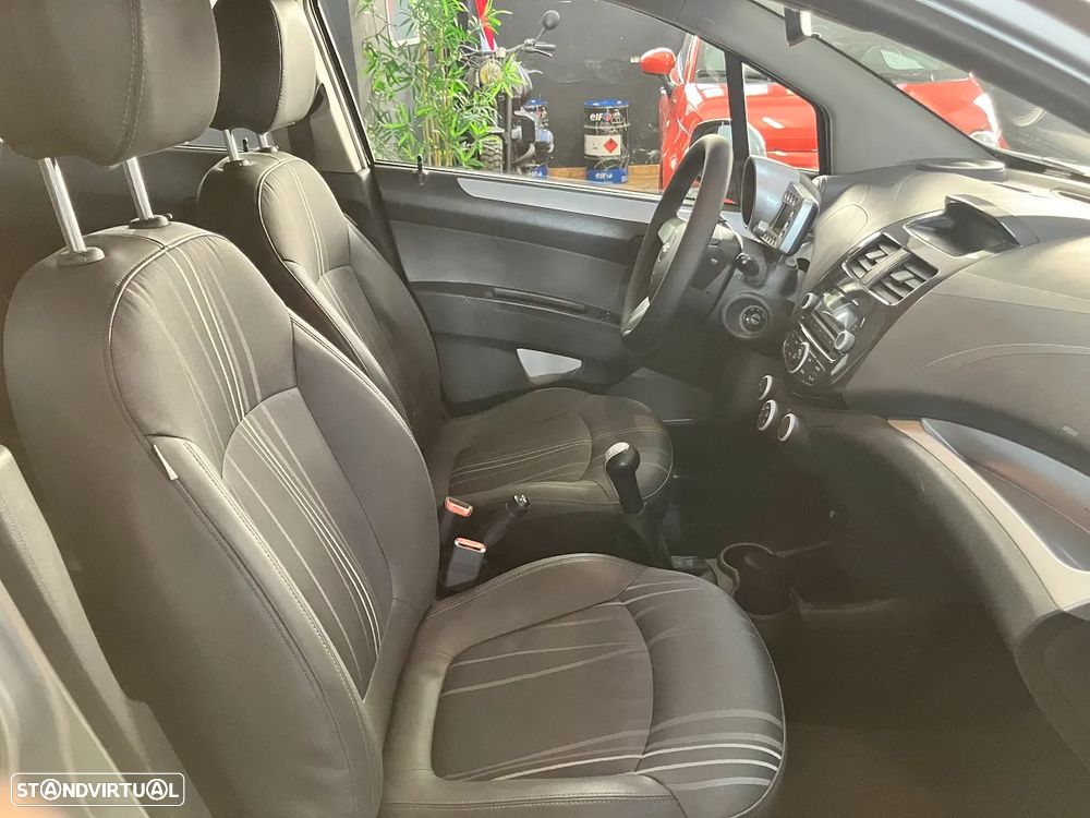 Chevrolet Spark 1.0 LS ESC - 12