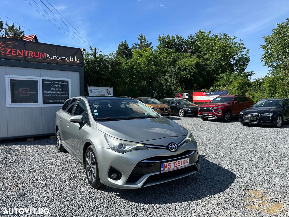 Toyota Avensis 2.0 D-4D Executive - 9