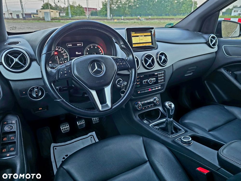 Mercedes-Benz Klasa B 200 BlueEFFICIENCY Edition 1 - 38