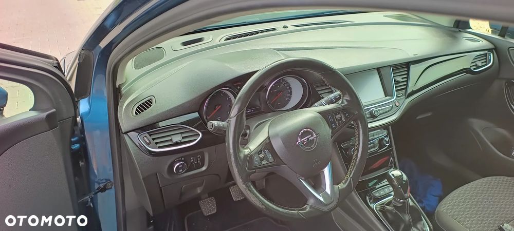 Opel Astra 1.4 Turbo Business - 15