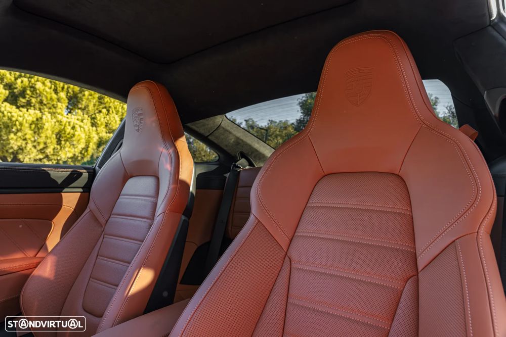 Porsche 911 (992) Carrera 4 GTS - 27