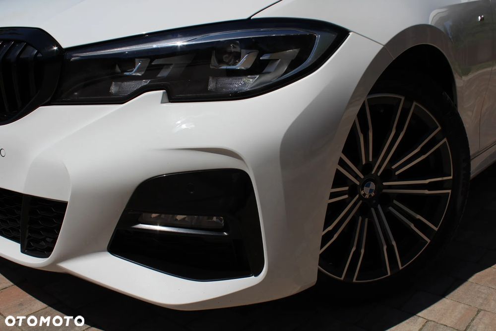BMW Seria 3 320i M Sport sport - 13