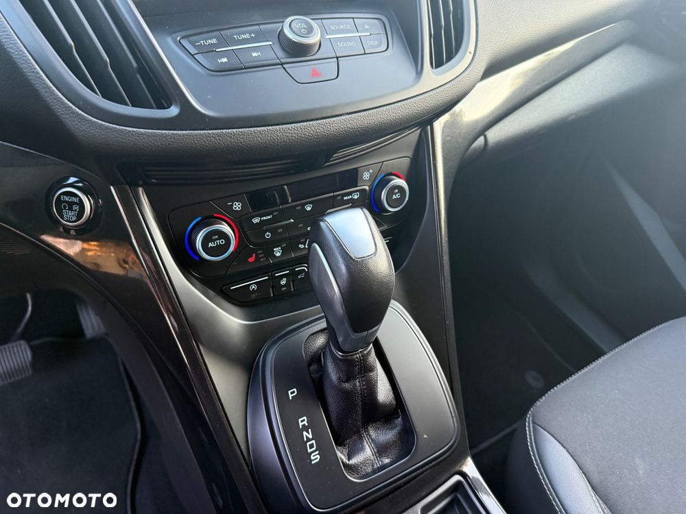 Ford Kuga 1.5 EcoBoost 4x4 Business Edition - 30