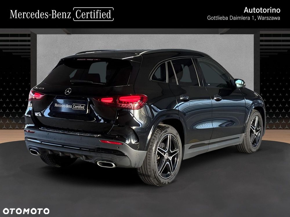 Mercedes-Benz GLA - 6