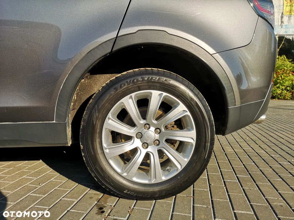 Land Rover Discovery Sport D180 R-Dynamic - 33