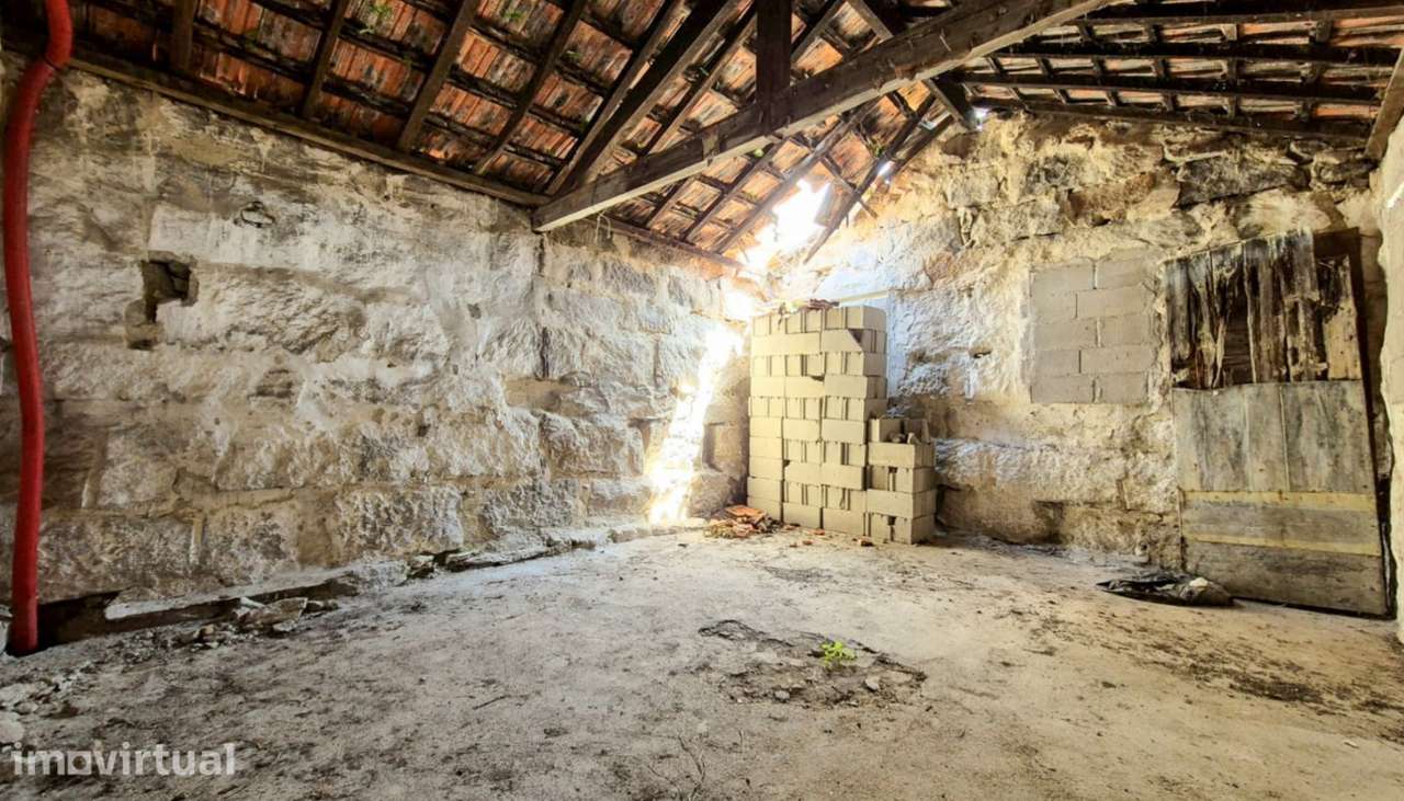 Venda de Moradia para restauro, Areosa, Viana do Castelo - Grande imagem: 3/30