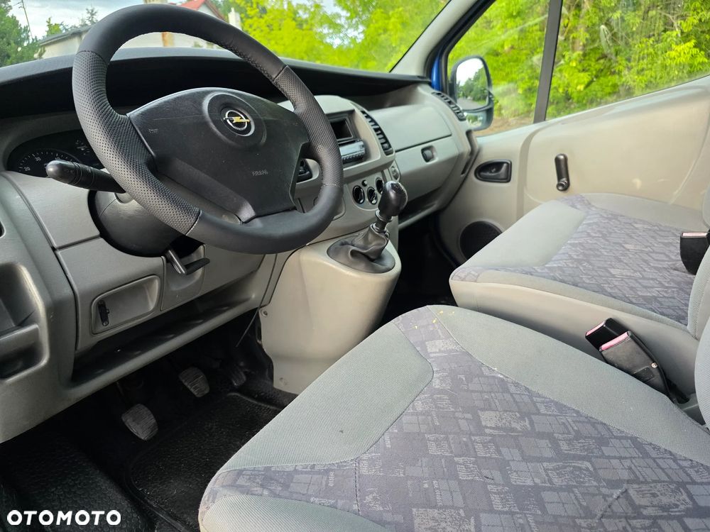 Opel Vivaro - 9