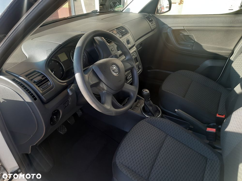 Skoda Roomster 1.2 Active - 12