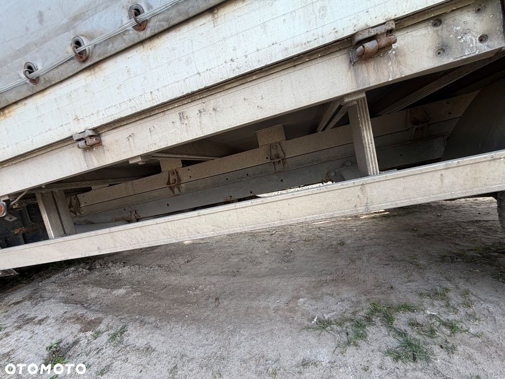 Mercedes-Benz Sprinter - 10