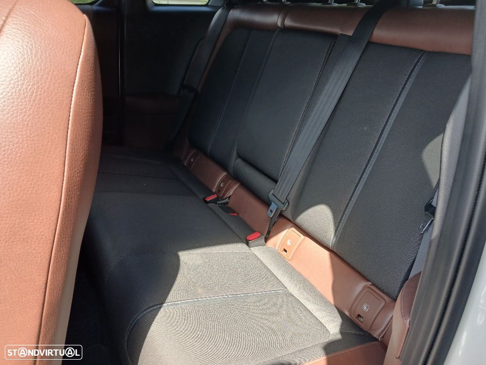 Mazda MX-30 e-SKYACTIV First Edition+Vintage Leatherette - 15