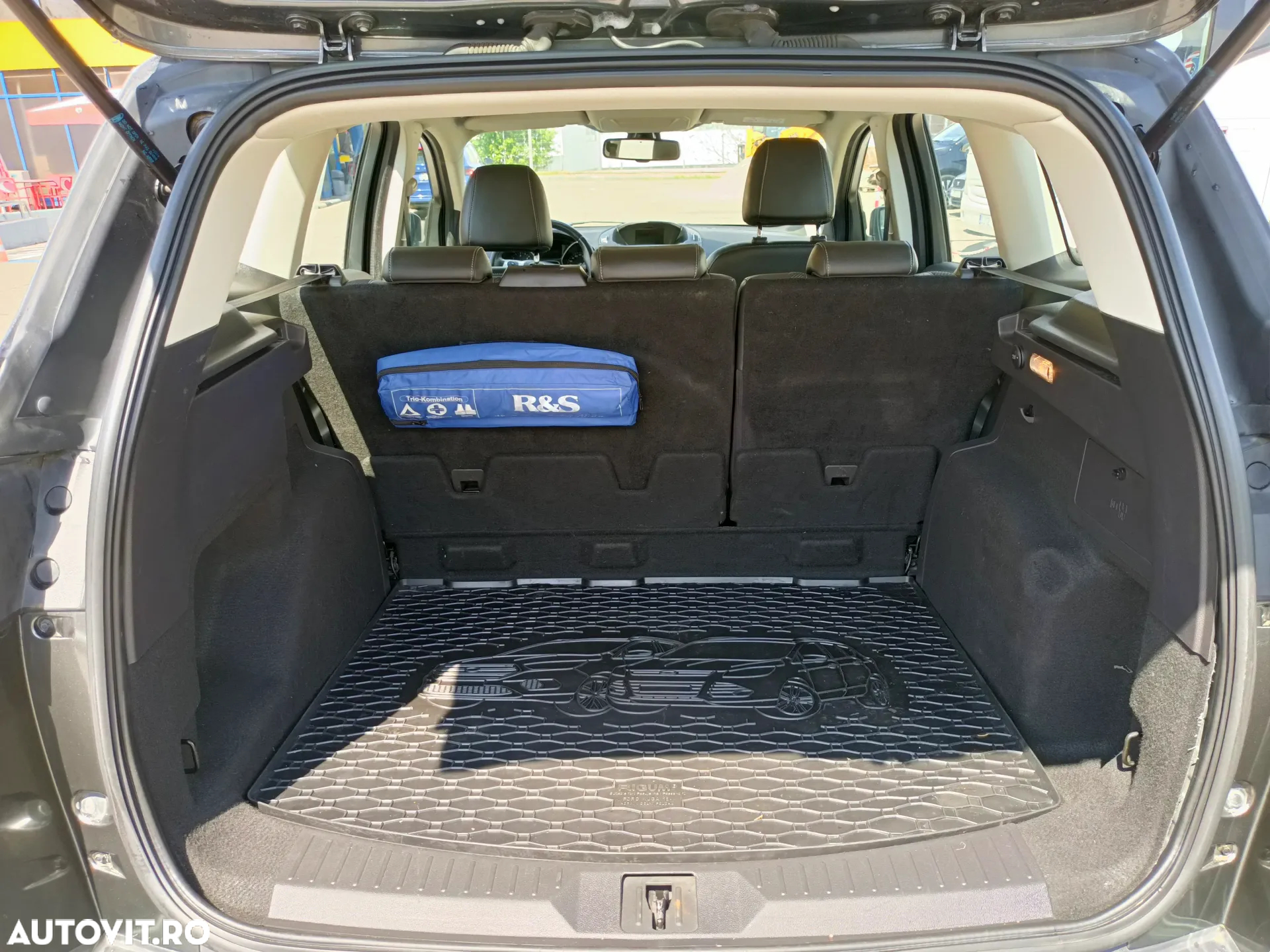 Ford Kuga 2.0 TDCi 2WD Titanium - 9