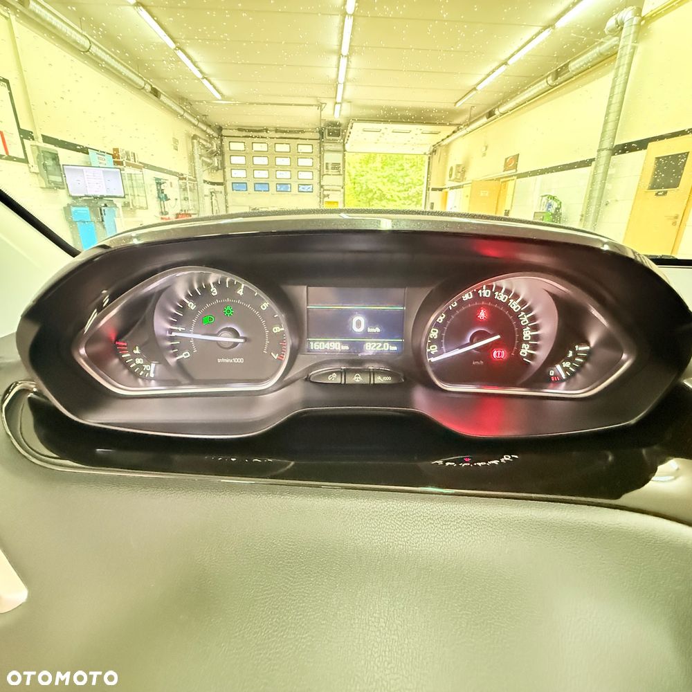 Peugeot 208 1.2 PureTech Allure - 10