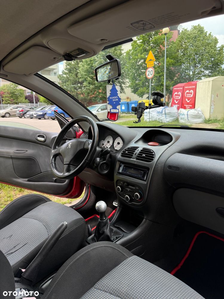 Peugeot 206 CC 1.6 - 13