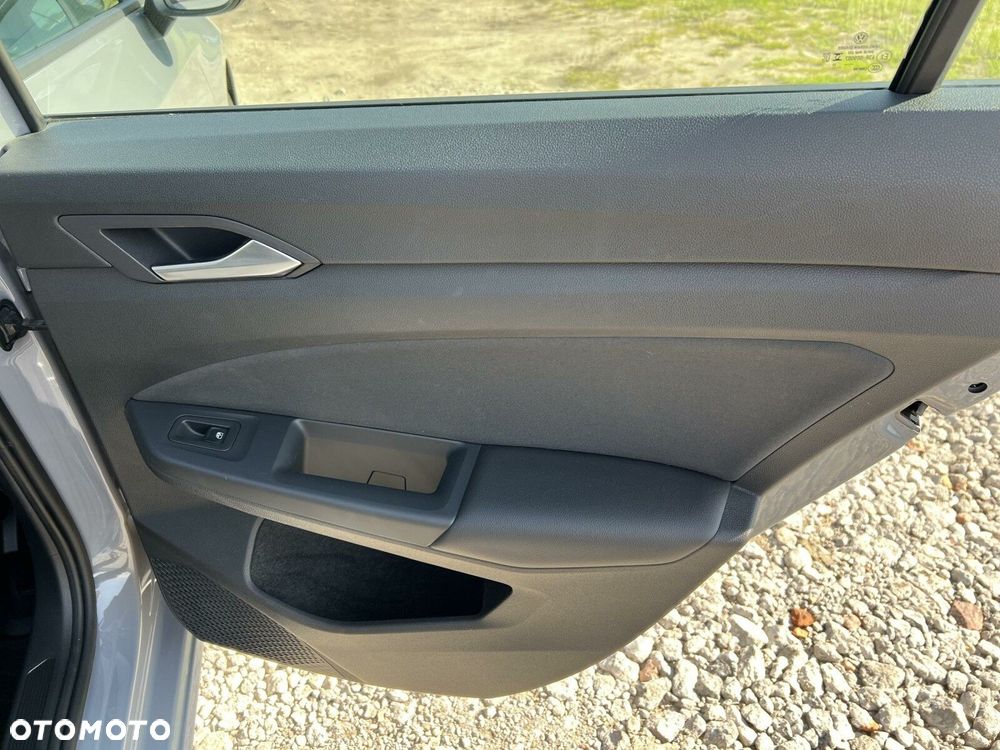 Volkswagen Golf VIII 1.0 TSI - 13