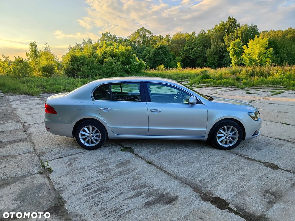Skoda Superb 2.0 TDI Ambition - 3