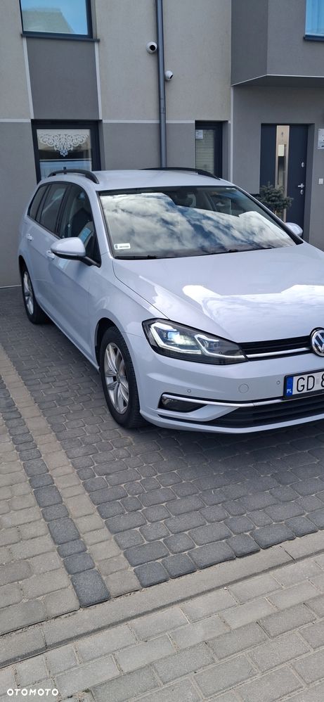 Volkswagen Golf - 3