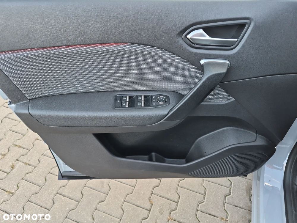 Renault Captur 1.0 TCe Techno - 10