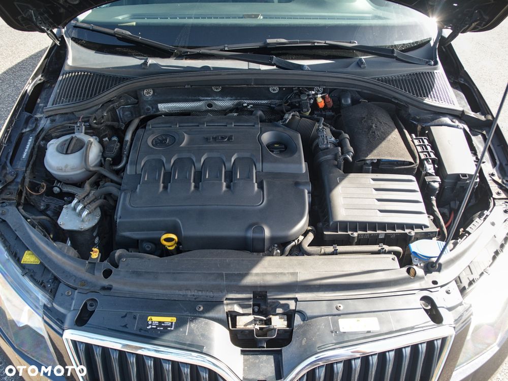 Skoda Octavia 1.6 TDI SCR Ambition DSG - 20