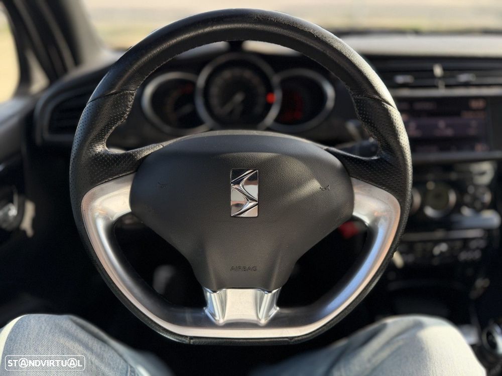 Citroën DS3 1.6 e-HDi Airdream Sport Chic - 14