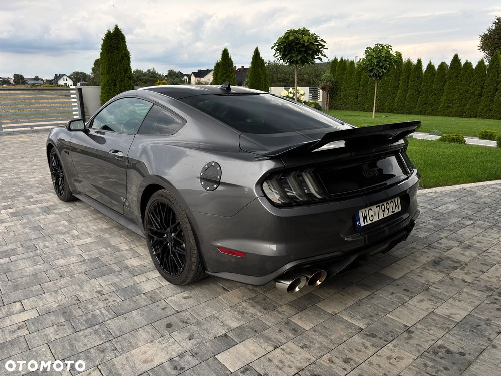 Ford Mustang - 7