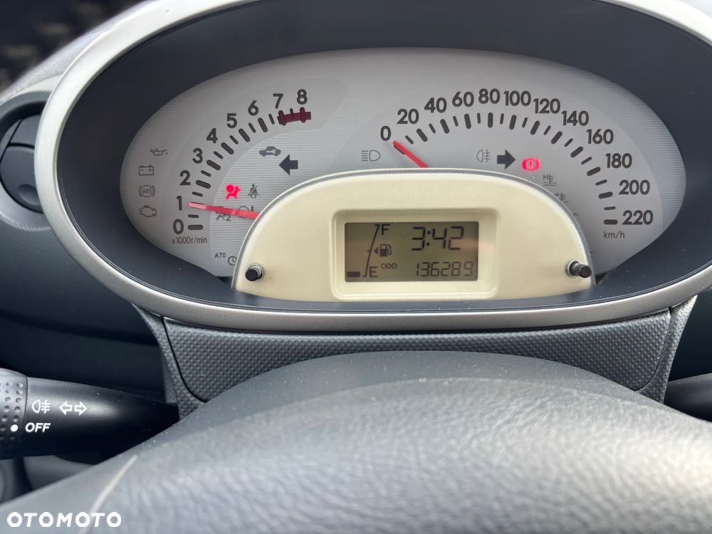 Daihatsu Sirion 1.3 - 14