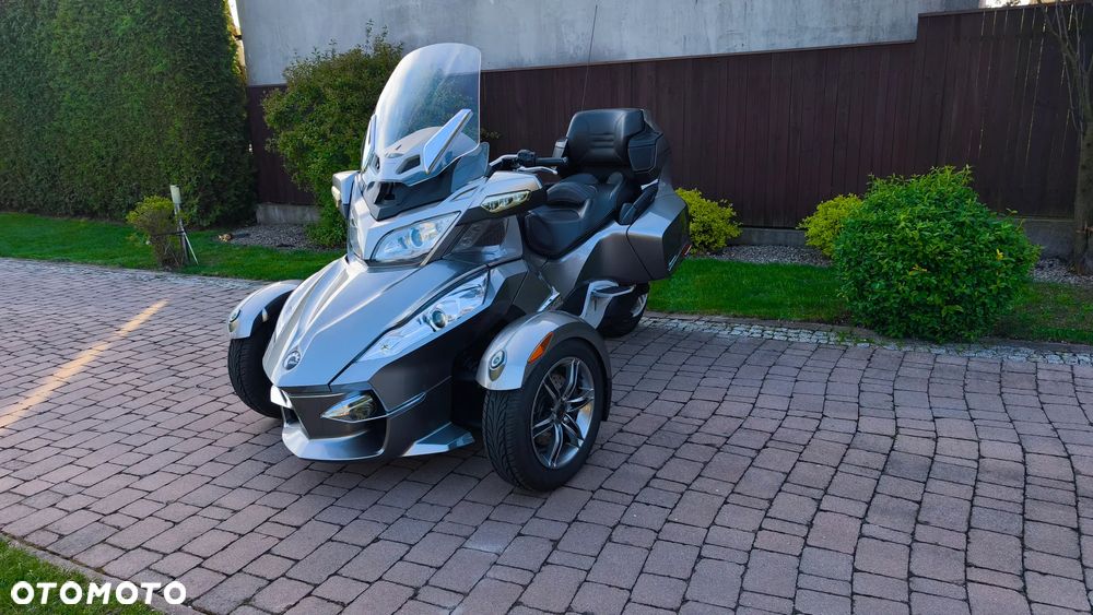 Can-Am Spyder - 1