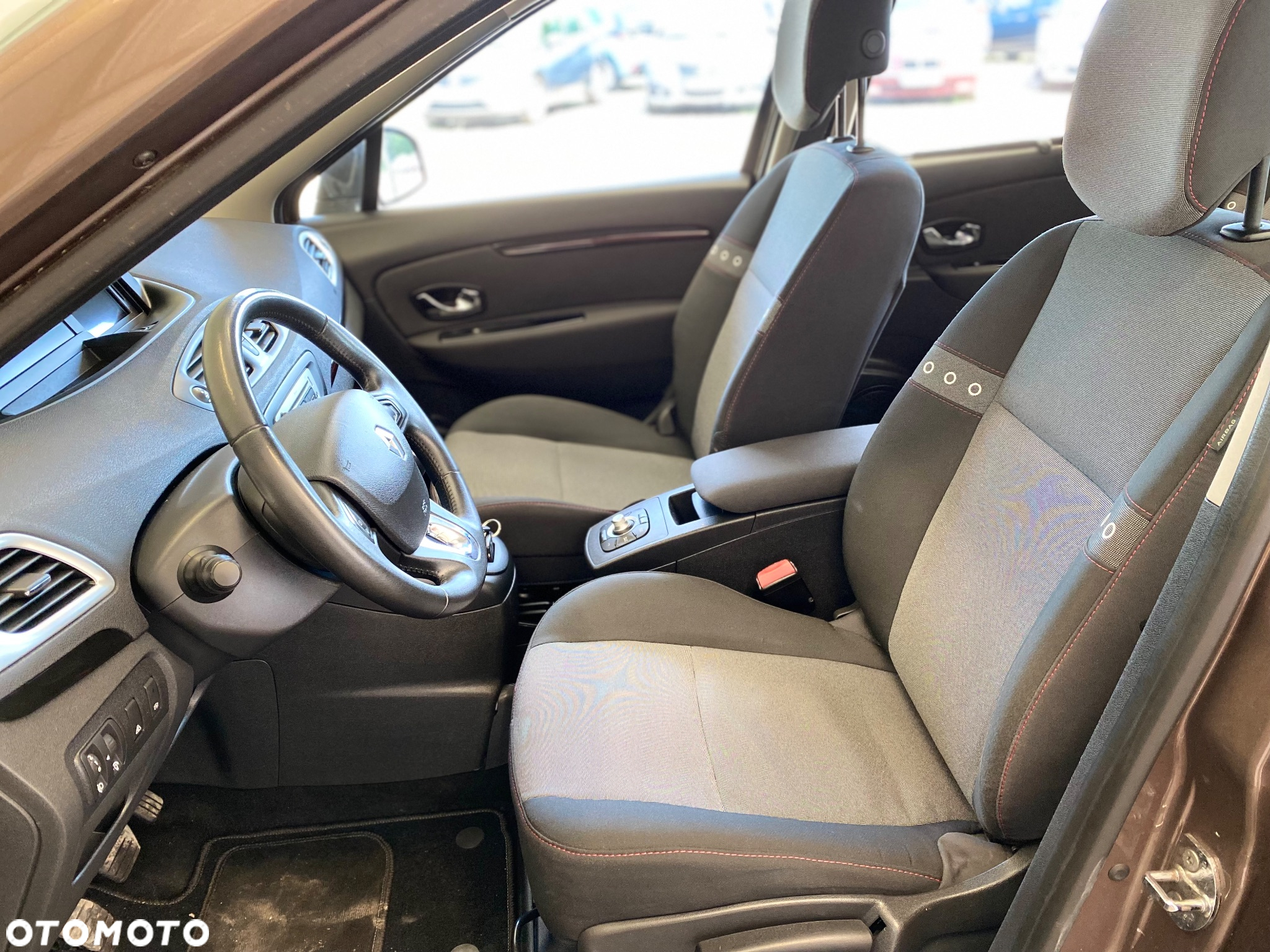 Renault Scenic 1.2 TCe Energy Privilege - 8
