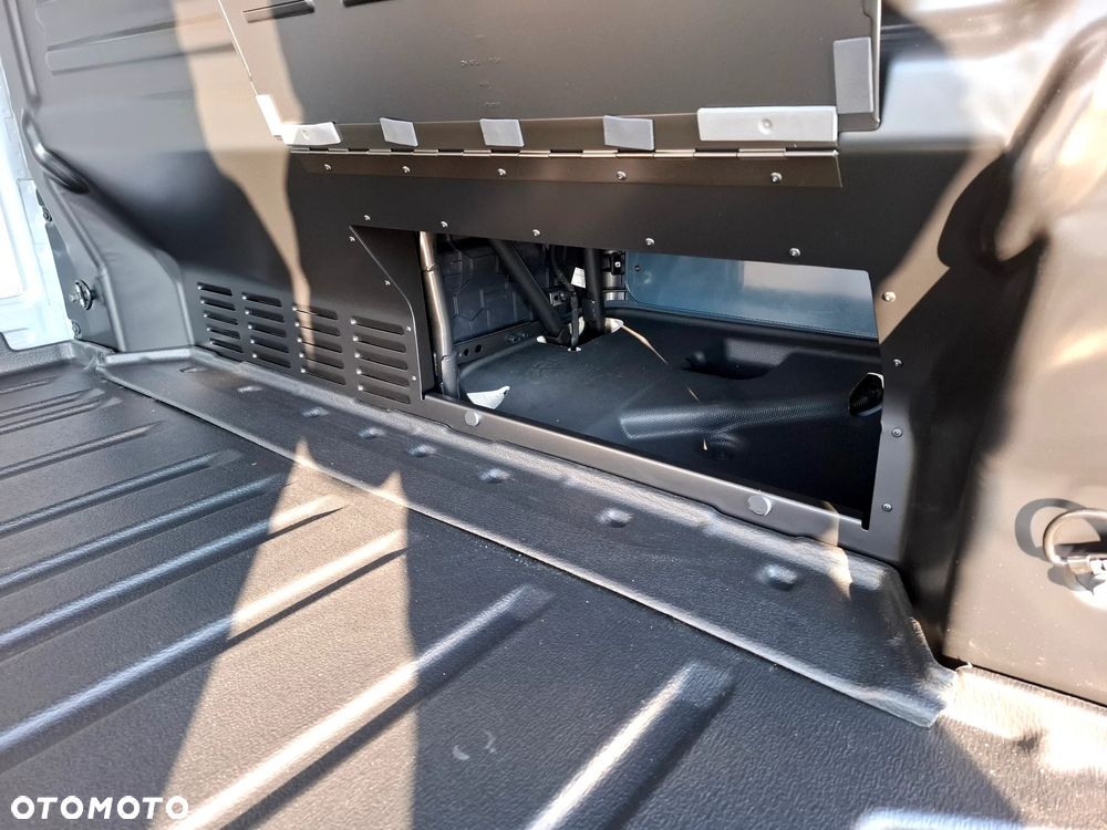 Volkswagen Transporter - 9