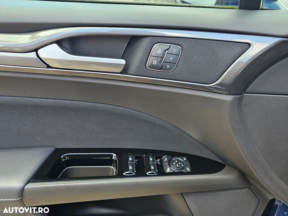 Ford Mondeo - 25