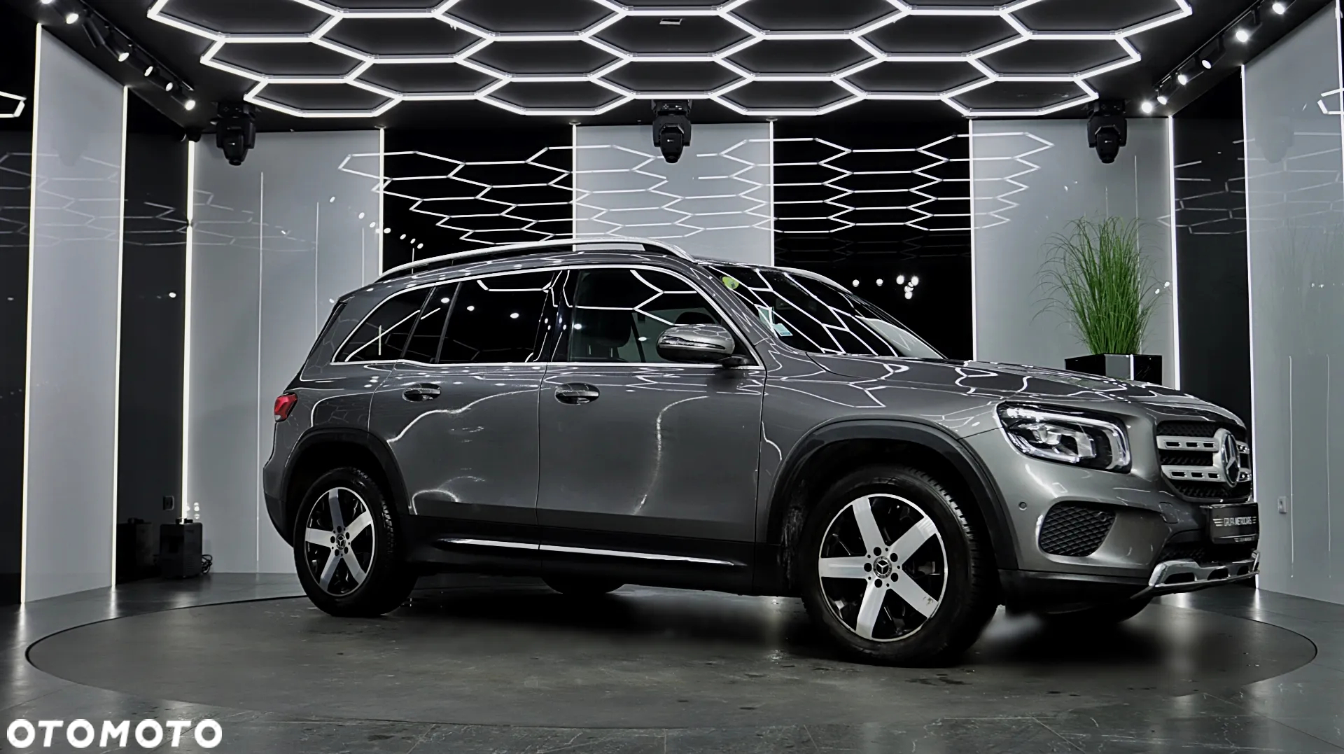 Mercedes-Benz GLB 200 d 8G-DCT - 13