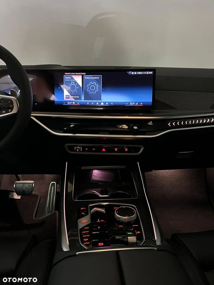 BMW X7 - 20