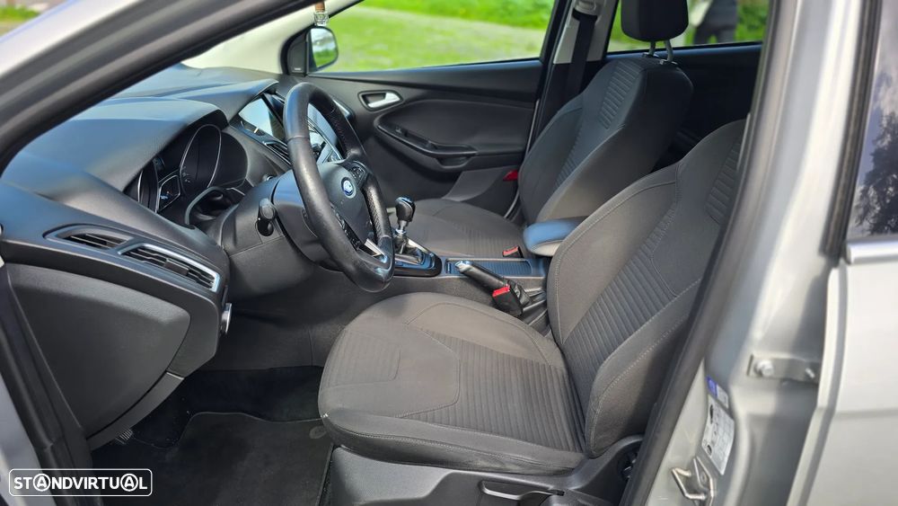 Ford Focus SW 1.5 TDCi Titanium - 12