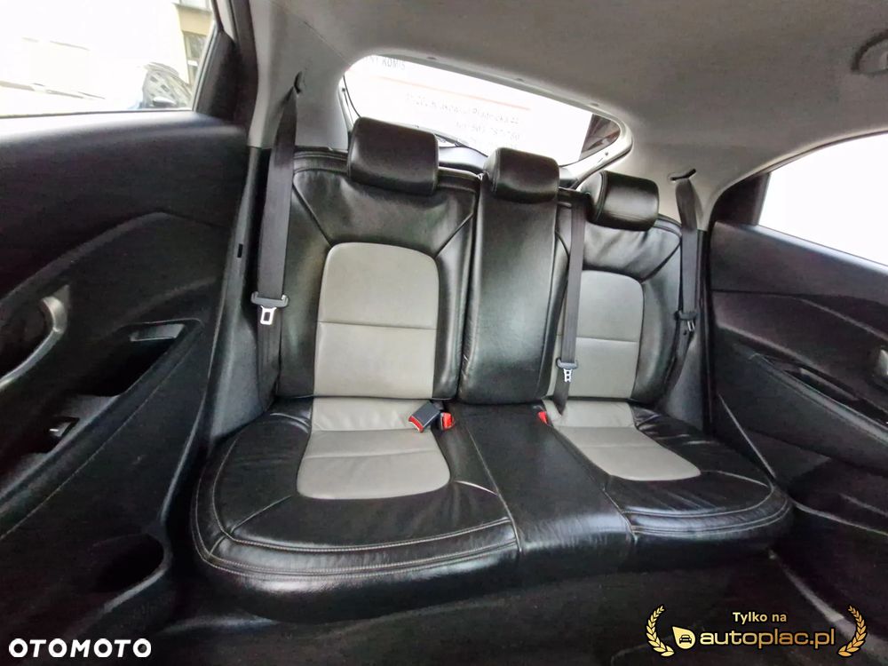 Kia Rio 1.2 Business Line - 18