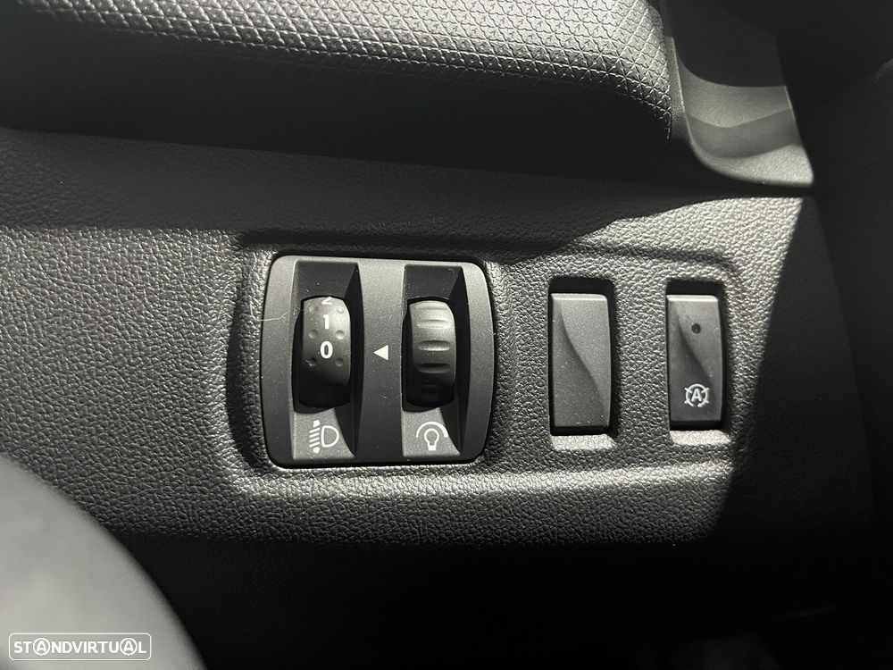 Renault Clio ENERGY TCe 120 EDC Intens - 30