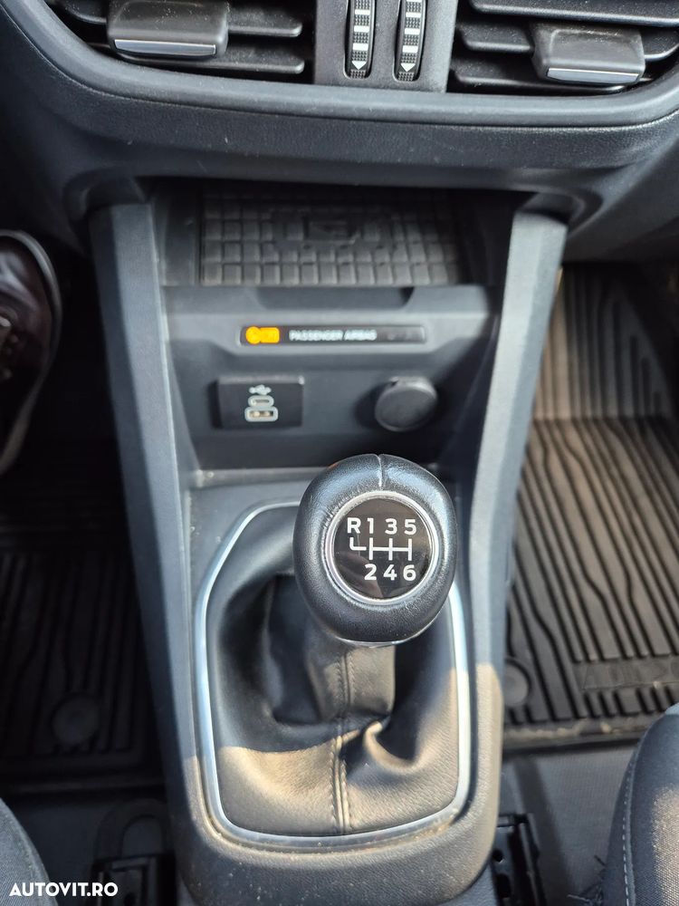 Ford TRANSIT COURIER - 20