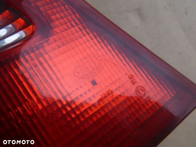 LAMPA PRAWY TYŁ PRAWA TYLNA MERCEDES C KLASA W203 KOMBI - 12