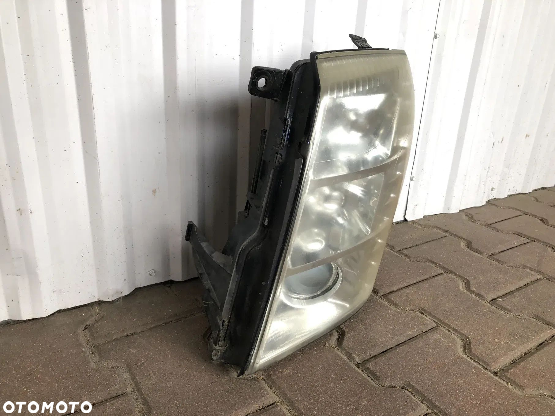CADILLAC ESCALADE III 6,2 V8 REFLEKTOR LEWY LAMPA XENON USA PRZETWORNICA - 3
