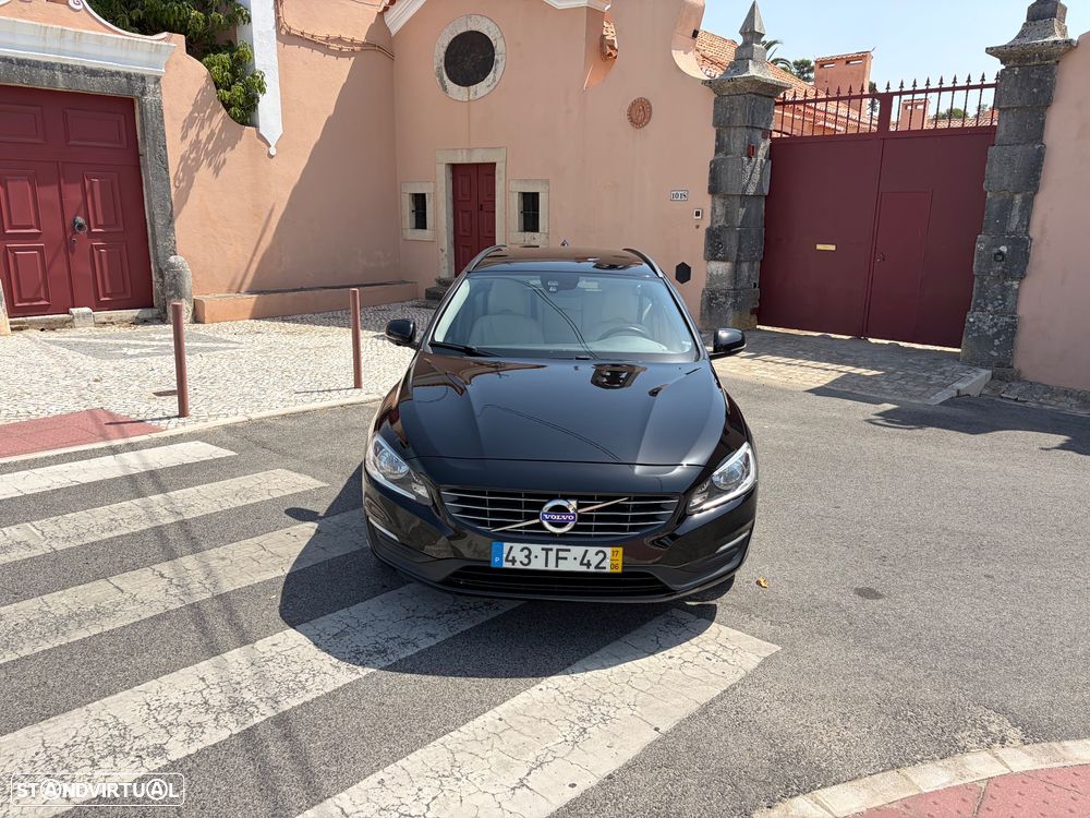 Volvo V60 2.0 D2 Momentum - 2